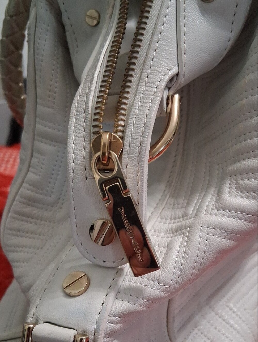 Gianni Versace - Picture 11 of 16
